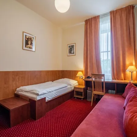 Hotel Grand 3*