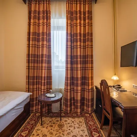 Hotel Grand 3*