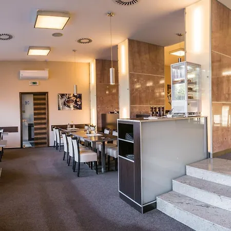 Grand 3* Uherské Hradiště